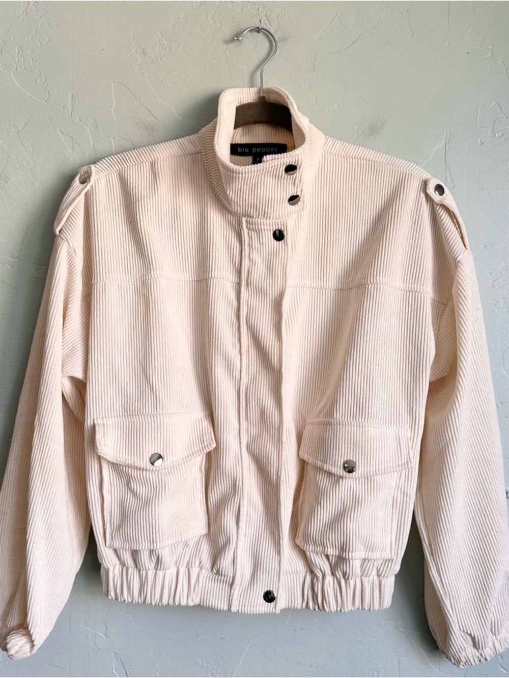 Blu Pepper Womenโs Coastal Summer Creamโ Corduroy Bomber Jacket Size Small EUC